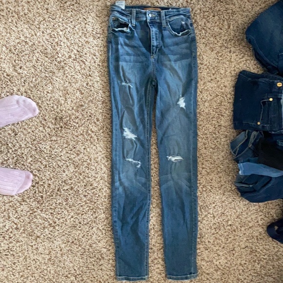 Joe's Jeans Denim - Joe’s Charlie Skinny Jean Size 26